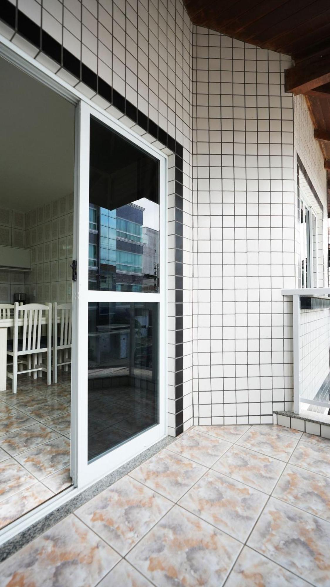 Residencial Adolfo - Mestre Naro Bombinhas Exterior foto